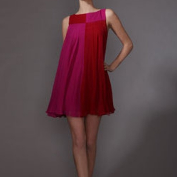 Marchesa Dresses & Skirts - Notte By Marchesa
SILK CHIFFON COLOR BLOCK A-LINE